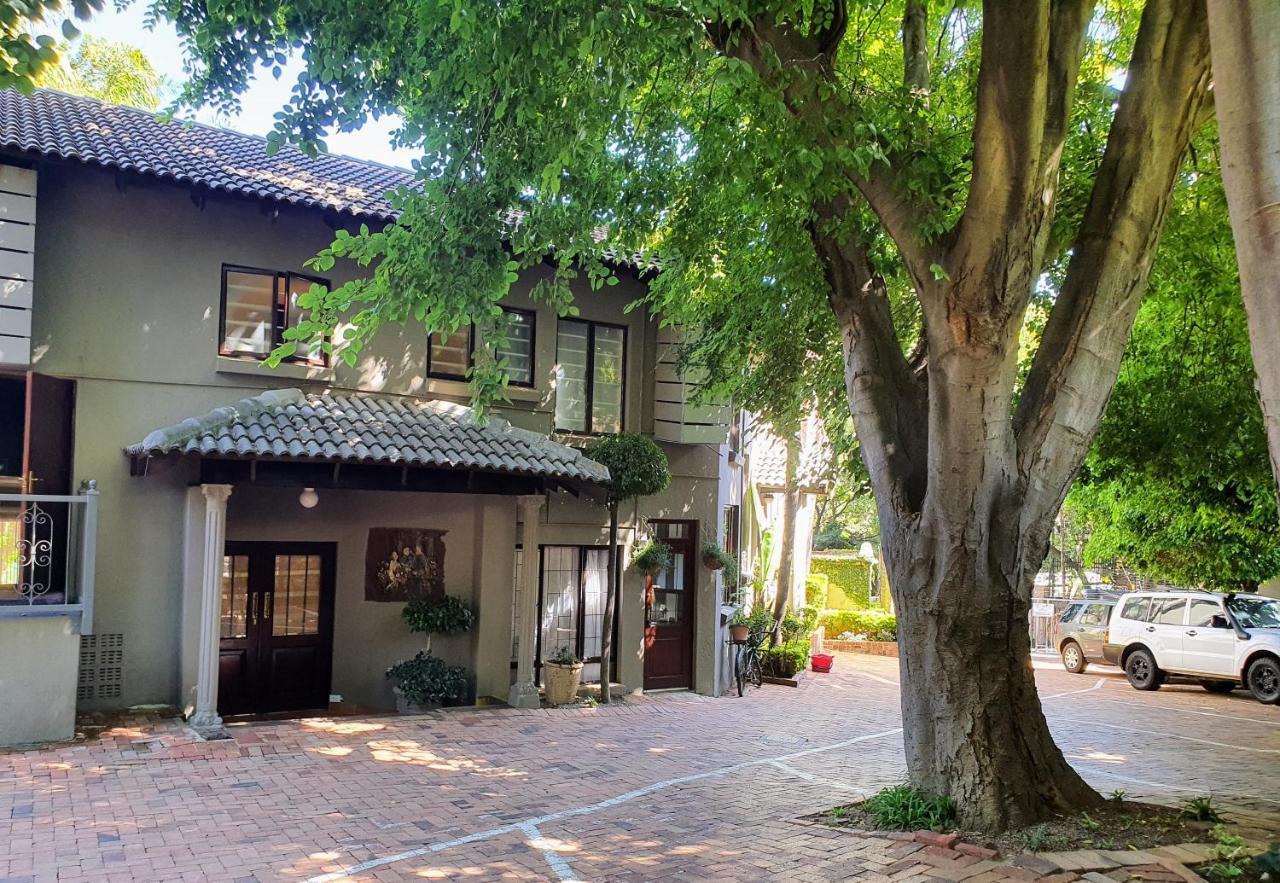 Waterhouse Guest Lodge - Indus Street Pretoria Exterior foto